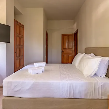 Hotel Kissosinn 3*