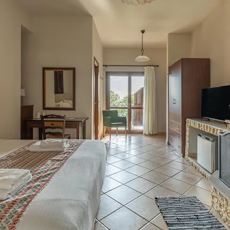 Kissosinn Hotel 3*
